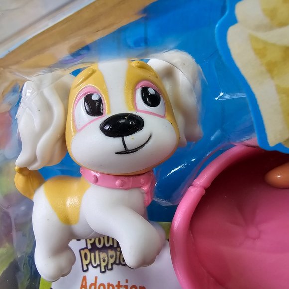 Hasbro Pound Puppies Time For Bed Pup Cocker Spaniel White Tan Figure New 2012 - Picture 2 of 6